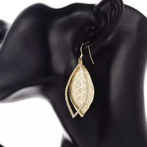 GOLDTONE w/Rhinestones Leaf Earrings